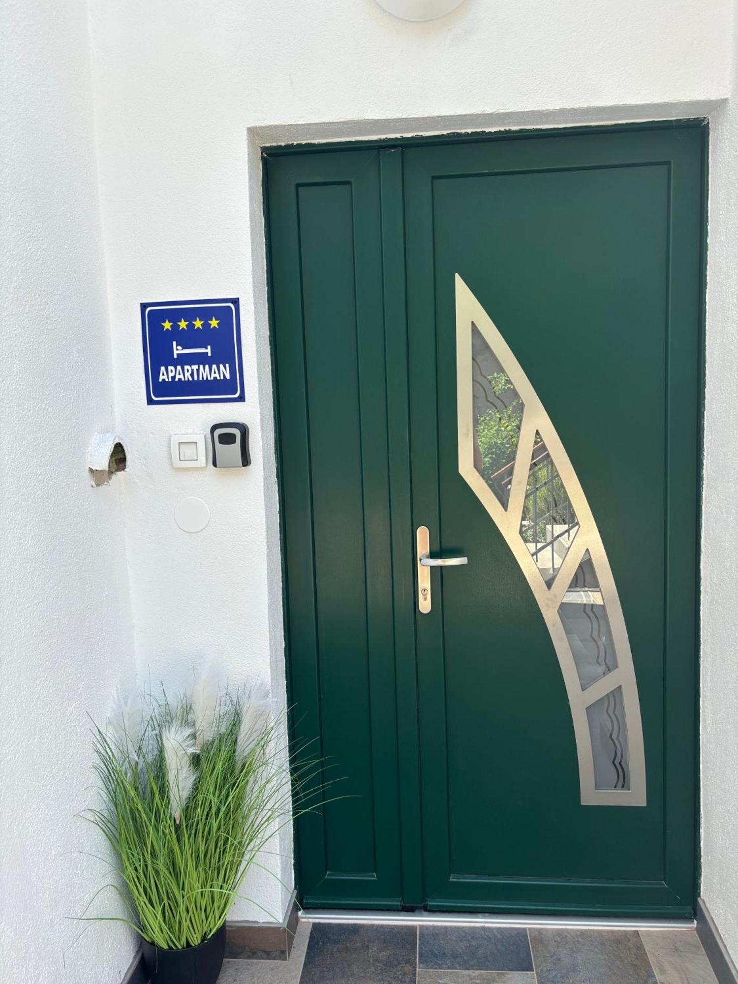 Centar 103 Apartment 시베니크 외부 사진